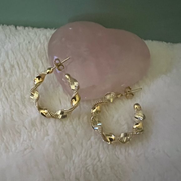 Italy Made Diamond Cut 14K Gold over Sterling Hoops - Picture 2 of 5